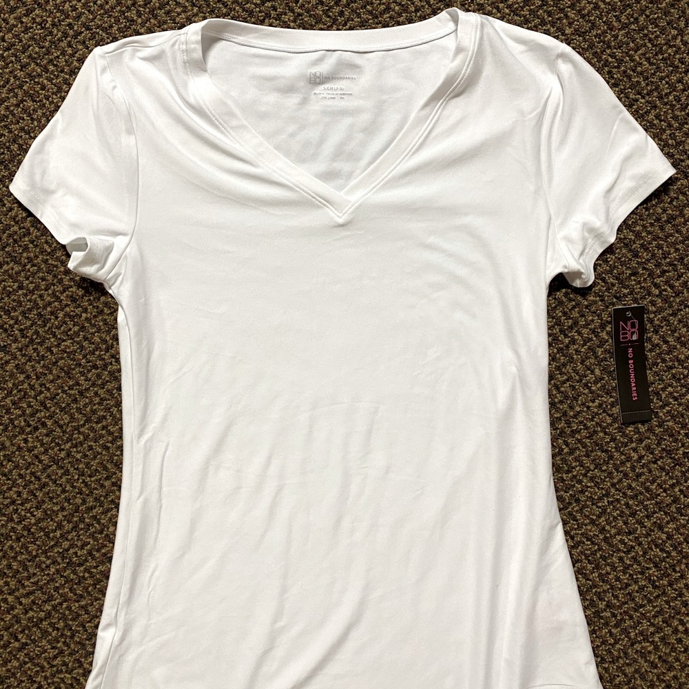 Small White No Boundaries T-Shirt